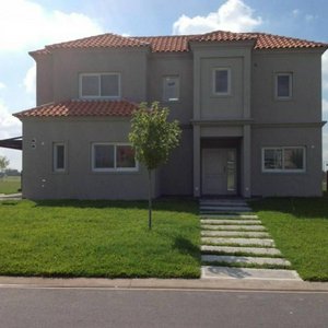 3 bedrooms House in Tigre, Argentina No. 62747