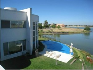 3 bedrooms House in Tigre, Argentina No. 64019