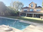 4 bedrooms House in Tigre, Argentina No. 64087 - house in Argentina