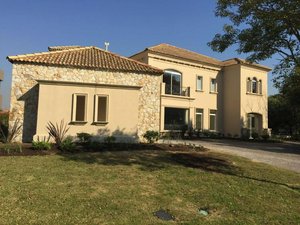 3 bedrooms House in Tigre, Argentina No. 64182