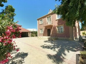 4 bedrooms House in Sabunchu, Azerbaijan No. 1154