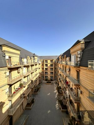 3 bedrooms Apartment in Sabail, Azerbaijan No. 1213