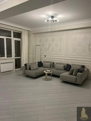 3 bedrooms Apartment in Nasimi, Azerbaijan No. 1238