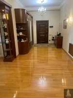 3 bedrooms Apartment in Yasamal, Azerbaijan No. 2070 - Image 2