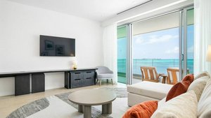 2 bedrooms Apartment in Goldwynn, Nassau, Bahamas No. 34