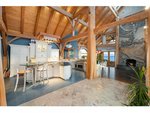 5 bedrooms House in British Columbia, Canada No. 1253 - Image 8