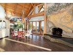 5 bedrooms House in British Columbia, Canada No. 1253 - Image 10