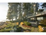 4 bedrooms House in British Columbia, Canada No. 1254 - Image 2