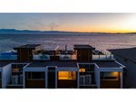 2 bedrooms House in British Columbia, Canada No. 1310 - Image 7