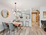 3 bedrooms House in British Columbia, Canada No. 1334 - Image 3