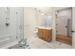 2 bedrooms House in British Columbia, Canada No. 1345 - Image 8