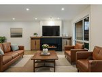 2 bedrooms House in British Columbia, Canada No. 1345 - Image 10