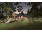6 bedrooms House in British Columbia, Canada No. 1348 - Image 7