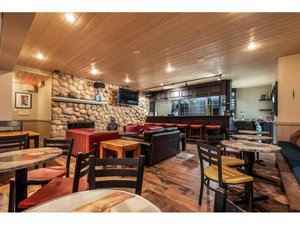 Commercial property in British Columbia, Canada No. 1404