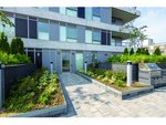 2 bedrooms Condo in Toronto, Canada No. 749 - Image 2