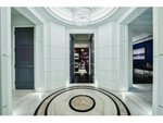 2 bedrooms Condo in Oakville, Canada No. 761 - Image 2