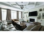 5 bedrooms House in Oakville, Canada No. 995 - Image 11