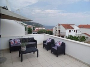 4 bedrooms Villa in Okrug Gornji, Croatia No. 110