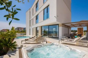 4 bedrooms Villa in Sukosan, Croatia No. 225