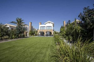 5 bedrooms Villa in Ayia Napa, Cyprus No. 13368