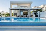 5 bedrooms House in Ayia Napa, Cyprus No. 13593 - house in Cyprus