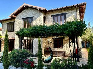 5 bedrooms Villa in Souni–Zanatzia, Cyprus No. 16344