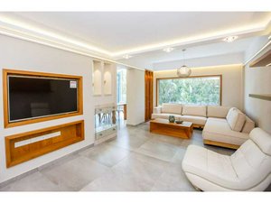 3 bedrooms Apartment in Limassol, Cyprus No. 16398