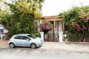 5 bedrooms House in Nicosia, Cyprus No. 16423