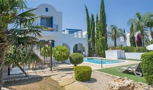3 bedrooms Villa in Paphos, Cyprus No. 16477