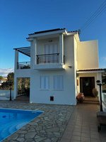 4 bedrooms Villa in Konia, Cyprus No. 16491 - villa in Cyprus