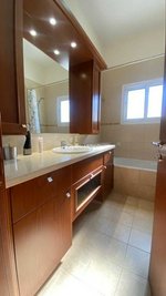 3 bedrooms Villa in Agios Tychonas, Cyprus No. 16514 - Image 15