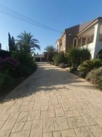 5 bedrooms House in Pervolia, Cyprus No. 16625 - Image 5