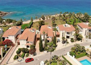 5 bedrooms House in Paralimni, Cyprus No. 16650