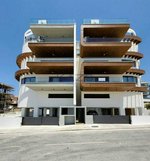 3 bedrooms Penthouse in Mesa Geitonia, Cyprus No. 16701 - penthouse in Cyprus