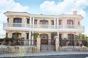 6 bedrooms Villa in Limassol, Cyprus No. 17056
