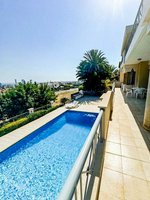5 bedrooms Villa in Germasogeia, Cyprus No. 17063 - Image 4