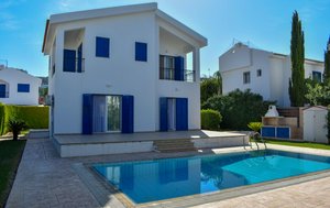 3 bedrooms Villa in Larnaca, Cyprus No. 1824