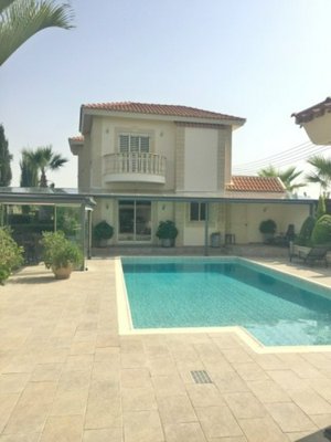 2 bedrooms Villa in Limassol, Cyprus No. 1833