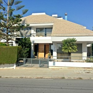 4 bedrooms Villa in Limassol, Cyprus No. 1835