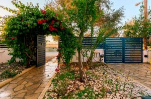 4 bedrooms Villa in Larnaca, Cyprus No. 1874