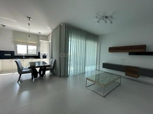 3 bedrooms Apartment in Agios Tychonas, Cyprus No. 313