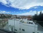 3 bedrooms Apartment in Limassol, Cyprus No. 324 - Image 5