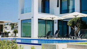 4 bedrooms Villa in Pegeia, Cyprus No. 3676