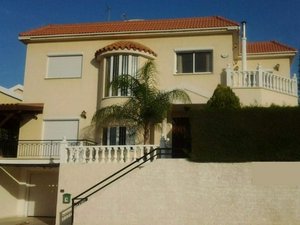 4 bedrooms Villa in Agios Tychonas, Cyprus No. 477
