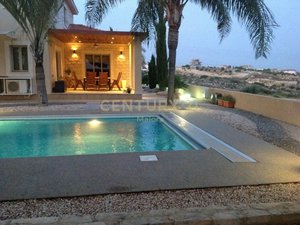 5 bedrooms Villa in Limassol, Cyprus No. 498