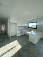 2 bedrooms Apartment in Germasogeia, Cyprus No. 526 - Image 3