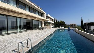 3 bedrooms Villa in Agios Tychonas, Cyprus No. 5846
