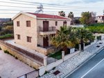 140m² Villa in Anogyra, Cyprus No. 678 - Image 4