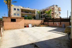 3 bedrooms Villa in Paphos, Cyprus No. 956