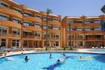 3 bedrooms Apartment in Hurghada, Egypt No. 6 - Image 5